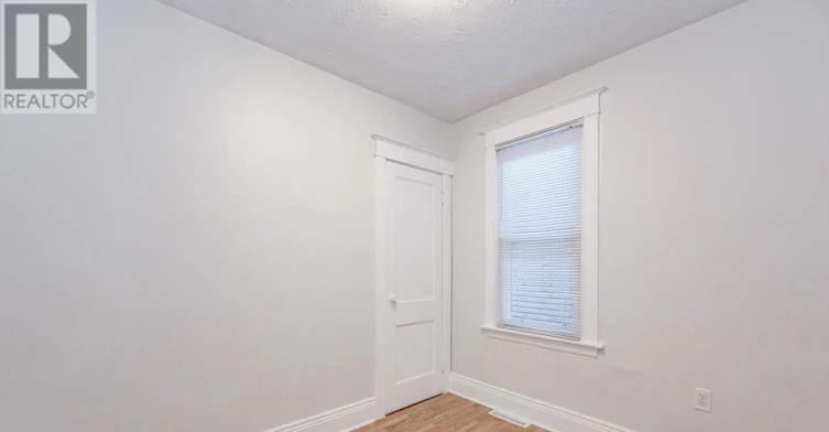 257 Tragina Avenue N, Hamilton, ON, L8H 5C9 - 14