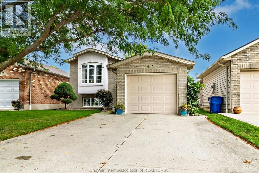 7 Frobisher Court, Chatham-Kent, ON, N7L 5P9