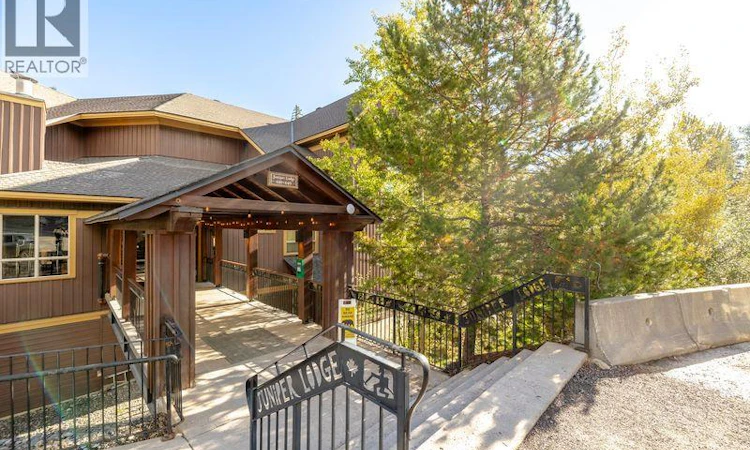 611B-4559 Timberline Crescent