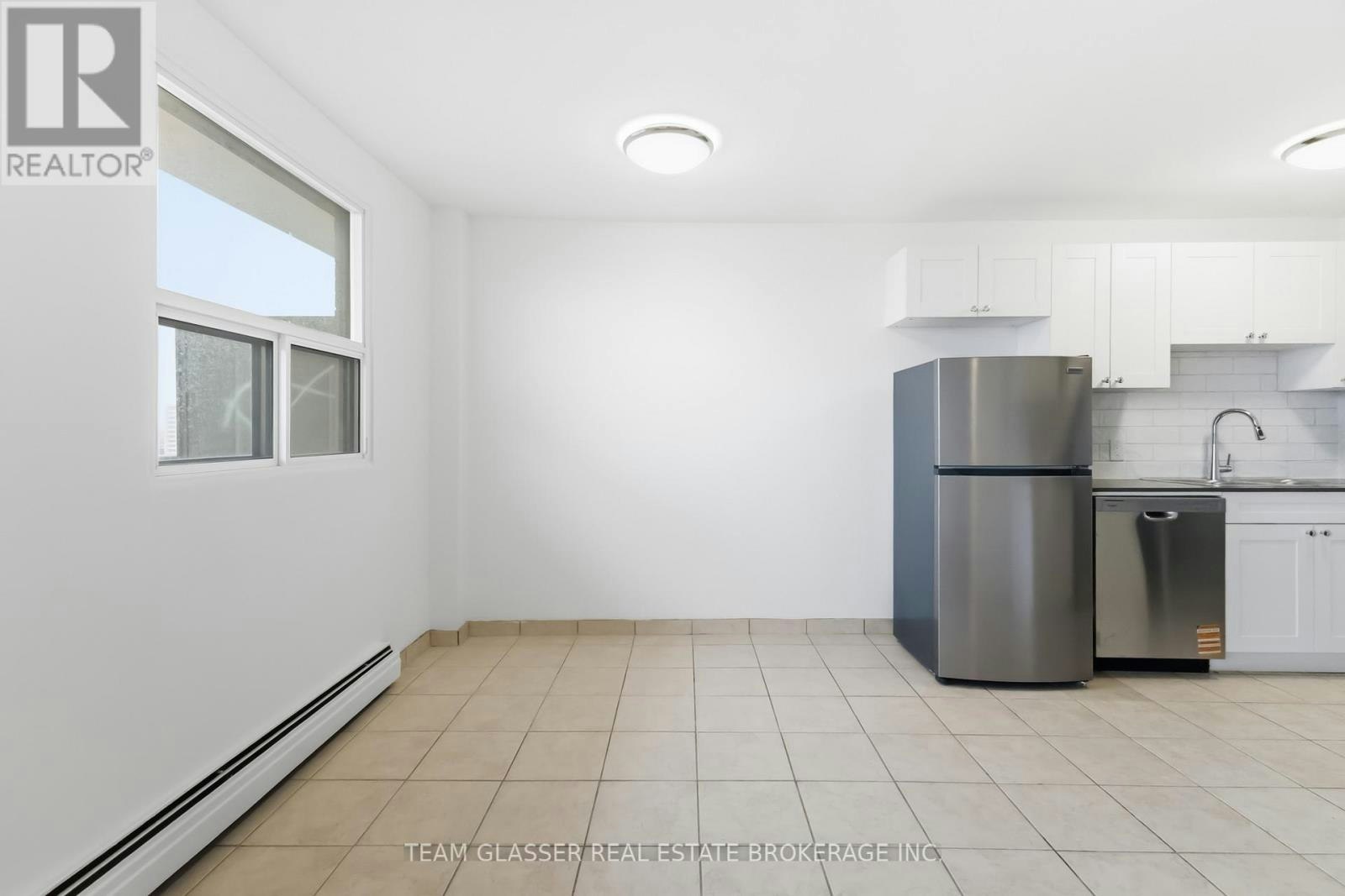 802-498 Queens Avenue, London, ON, N6B 3K9 - 12