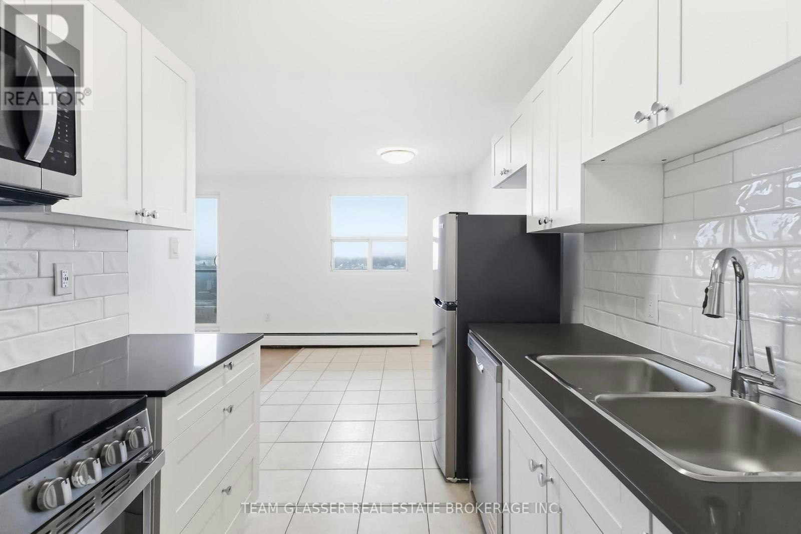 802-498 Queens Avenue, London, ON, N6B 3K9 - 8
