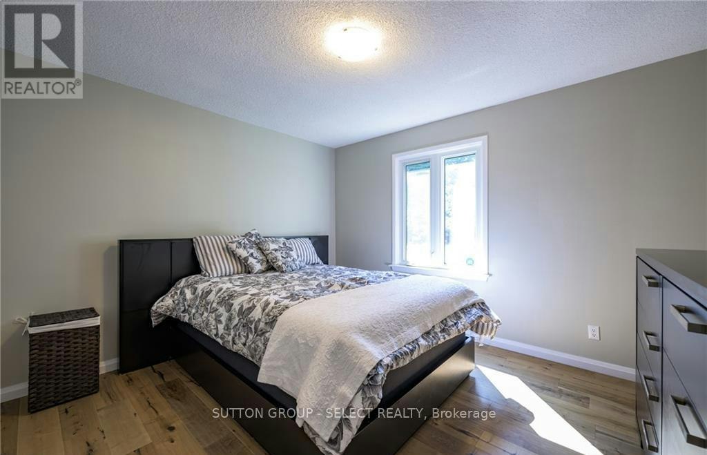 UPPER-6 Kirkton Court, London, ON, N5X 1T2 - 18