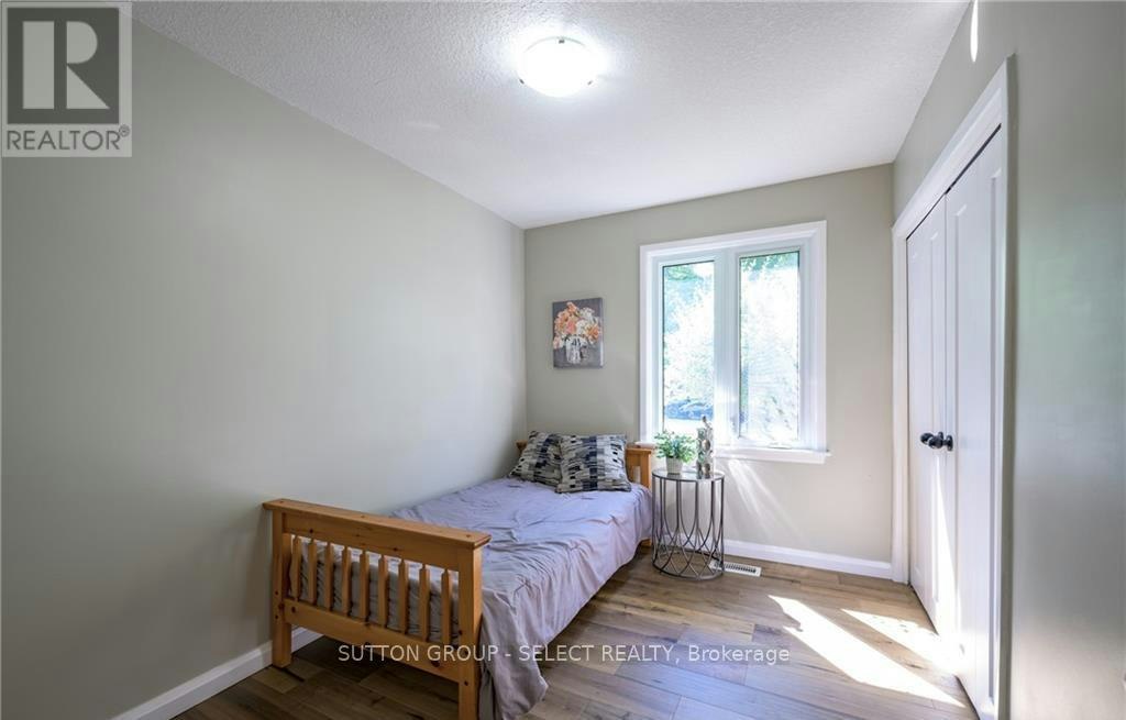 UPPER-6 Kirkton Court, London, ON, N5X 1T2 - 17