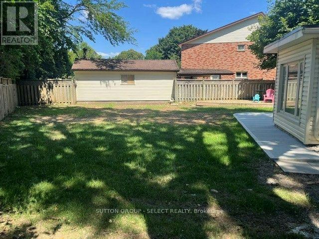 UPPER-6 Kirkton Court, London, ON, N5X 1T2 - 24