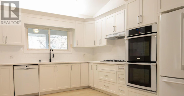 7285 Rolling Acres Crescent, Niagara Falls, ON, L2J 1E5 - 9