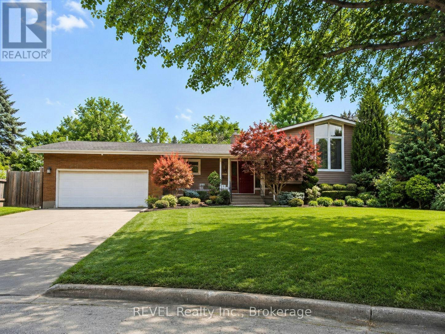 7285 Rolling Acres Crescent, Niagara Falls, ON, L2J 1E5