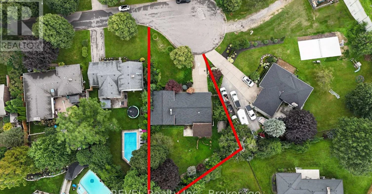 7285 Rolling Acres Crescent, Niagara Falls, ON, L2J 1E5 - 3