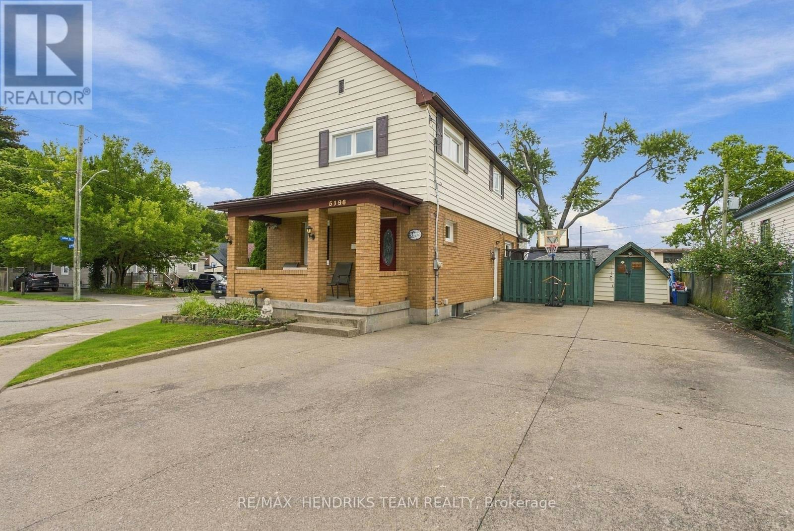 5196 Ontario Avenue, Niagara Falls, ON, L2E 3S3