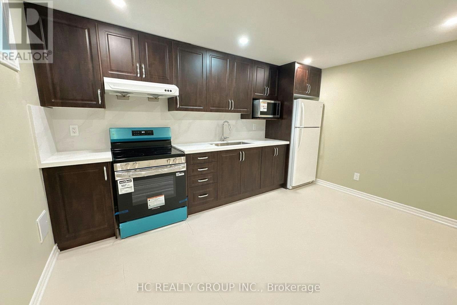 BASEMENT-23 Pynford Crescent, Toronto, ON, M3A 1W7 - 9