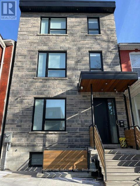 101-35 Denison Avenue, Toronto, ON, M5T 2M6 - 2