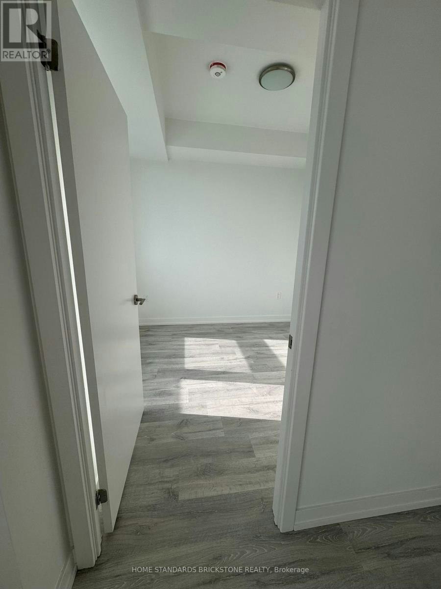 N2208-7 Golden Lion Heights, Toronto, ON, M2M 4E7 - 20