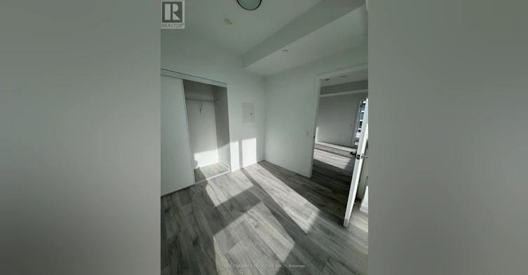 N2208-7 Golden Lion Heights, Toronto, ON, M2M 4E7 - 18