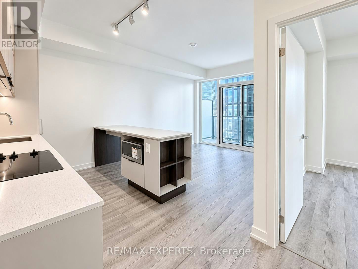 4701-89 Church Street, Toronto, ON, M5C 0B7 - 11