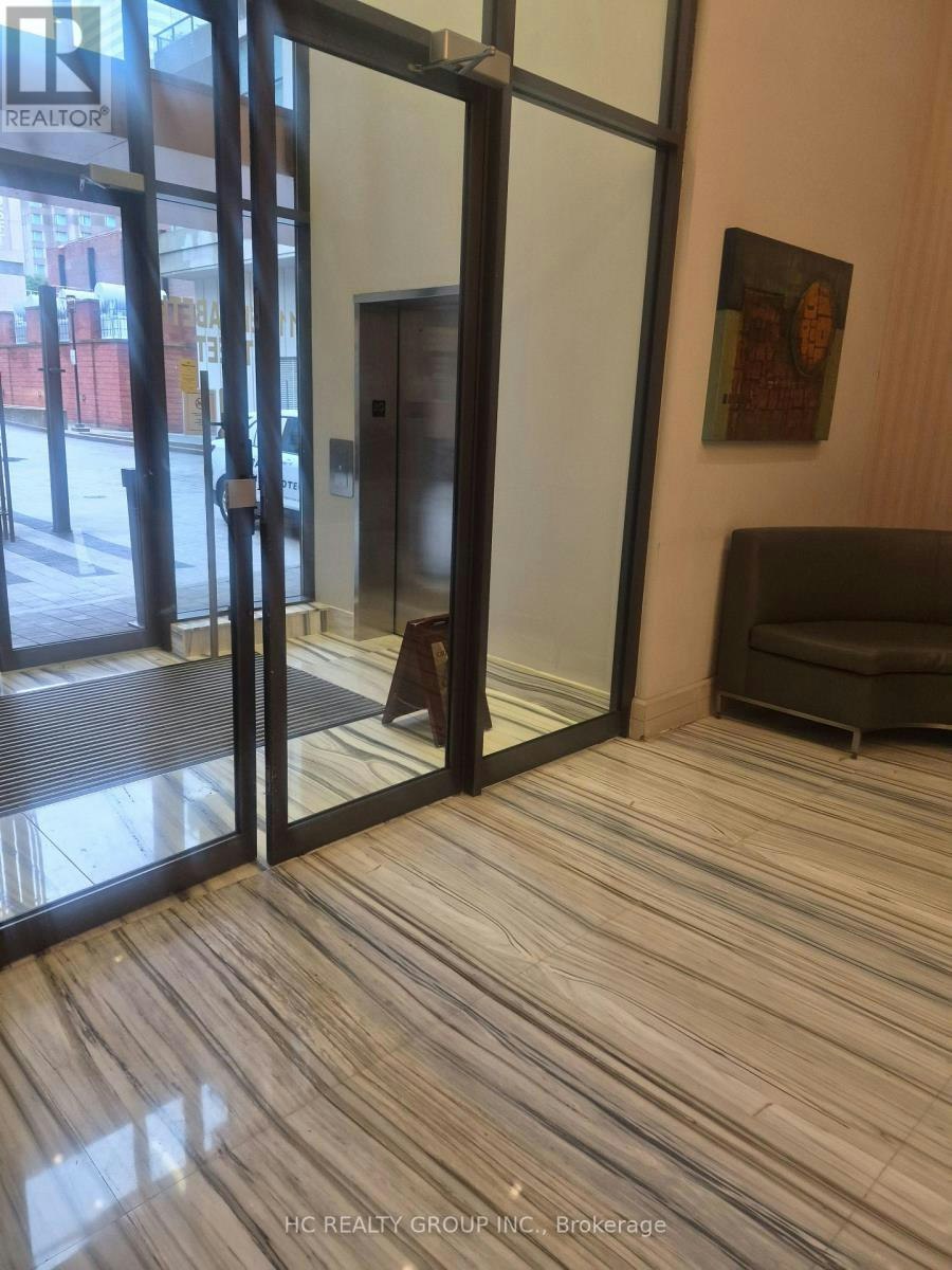 728-111 Elizabeth Street, Toronto, ON, M5G 1P7 - 7