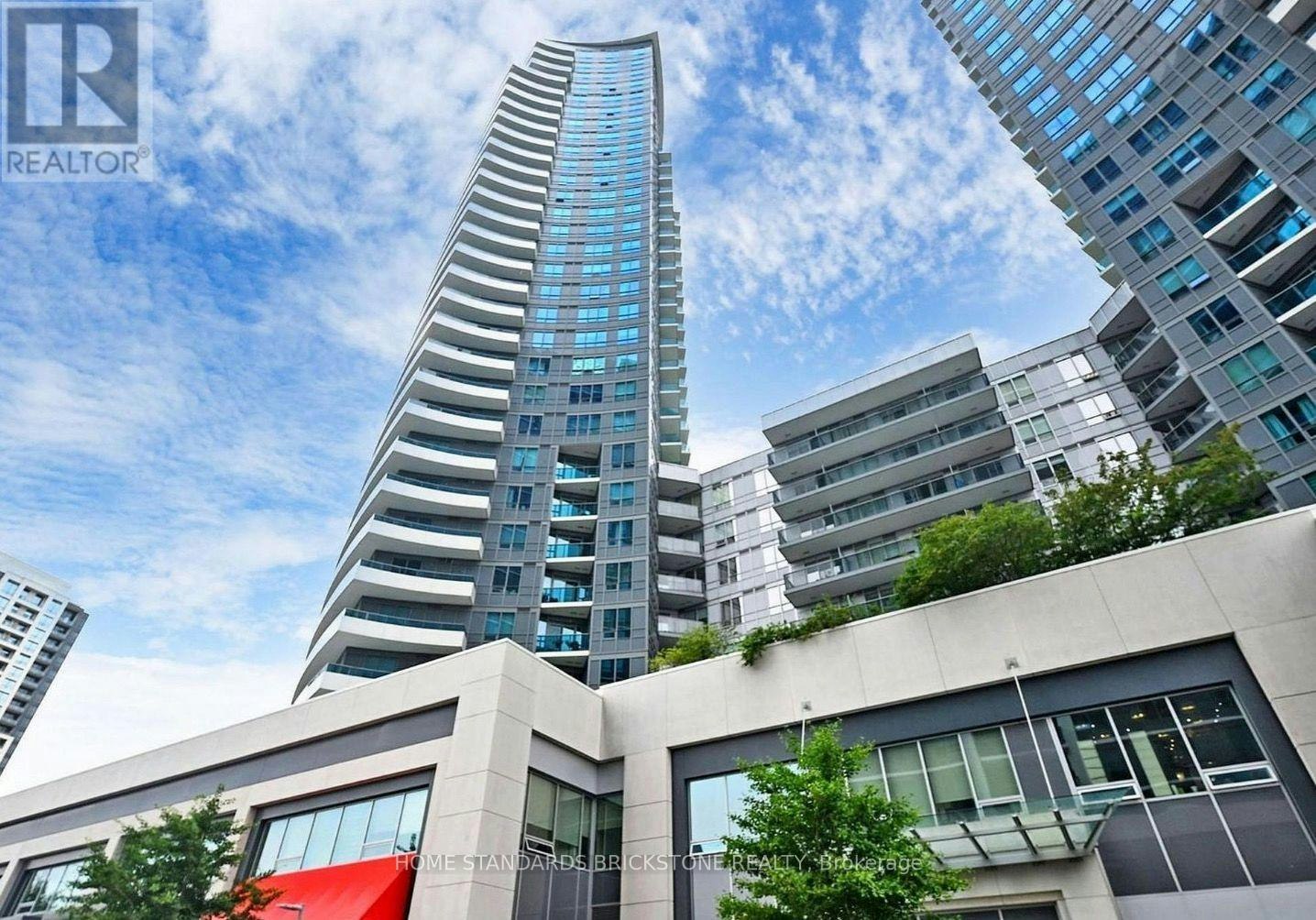 520-7161 Yonge Street, Vaughan, ON, L3T 0C8 - 2