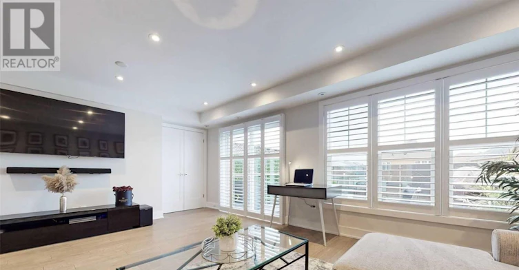 2722 Bur Oak Avenue, Markham, ON, L6B 1K5 - 4