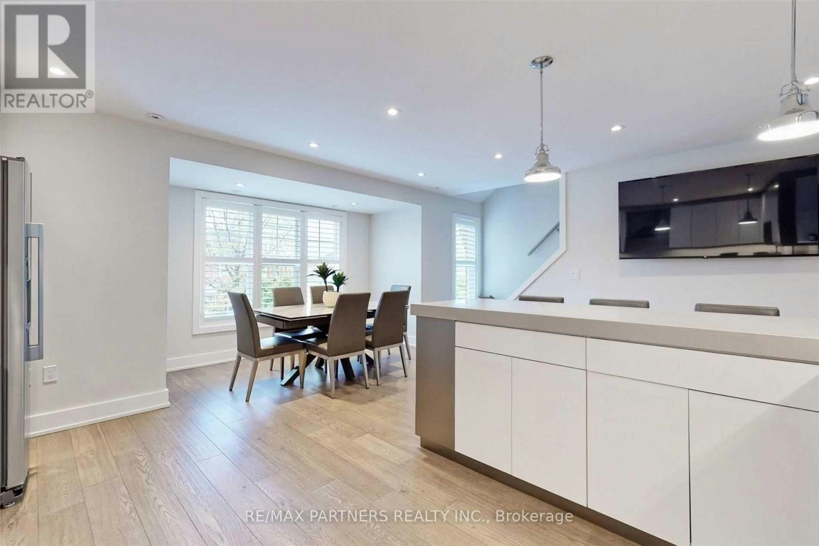 2722 Bur Oak Avenue, Markham, ON, L6B 1K5 - 7
