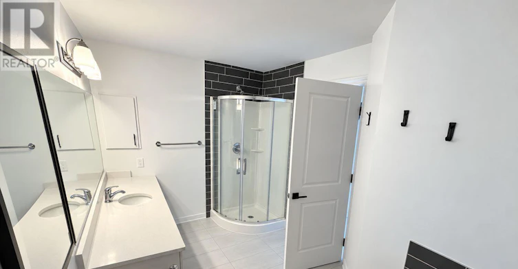 97 Rallidale Street, Ottawa, ON, K1X 0G7 - 10