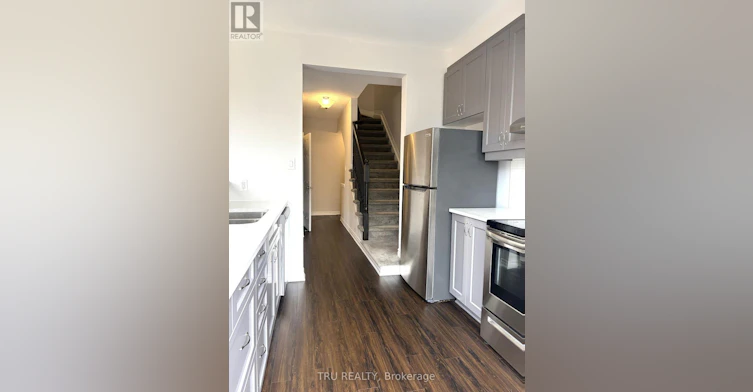 805 Kiniw Private, Ottawa, ON, K1K 4Z4 - 4