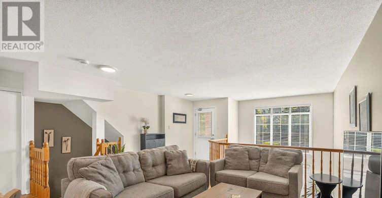 4437 Harper Avenue, Ottawa, ON, K1J 1C9 - 11