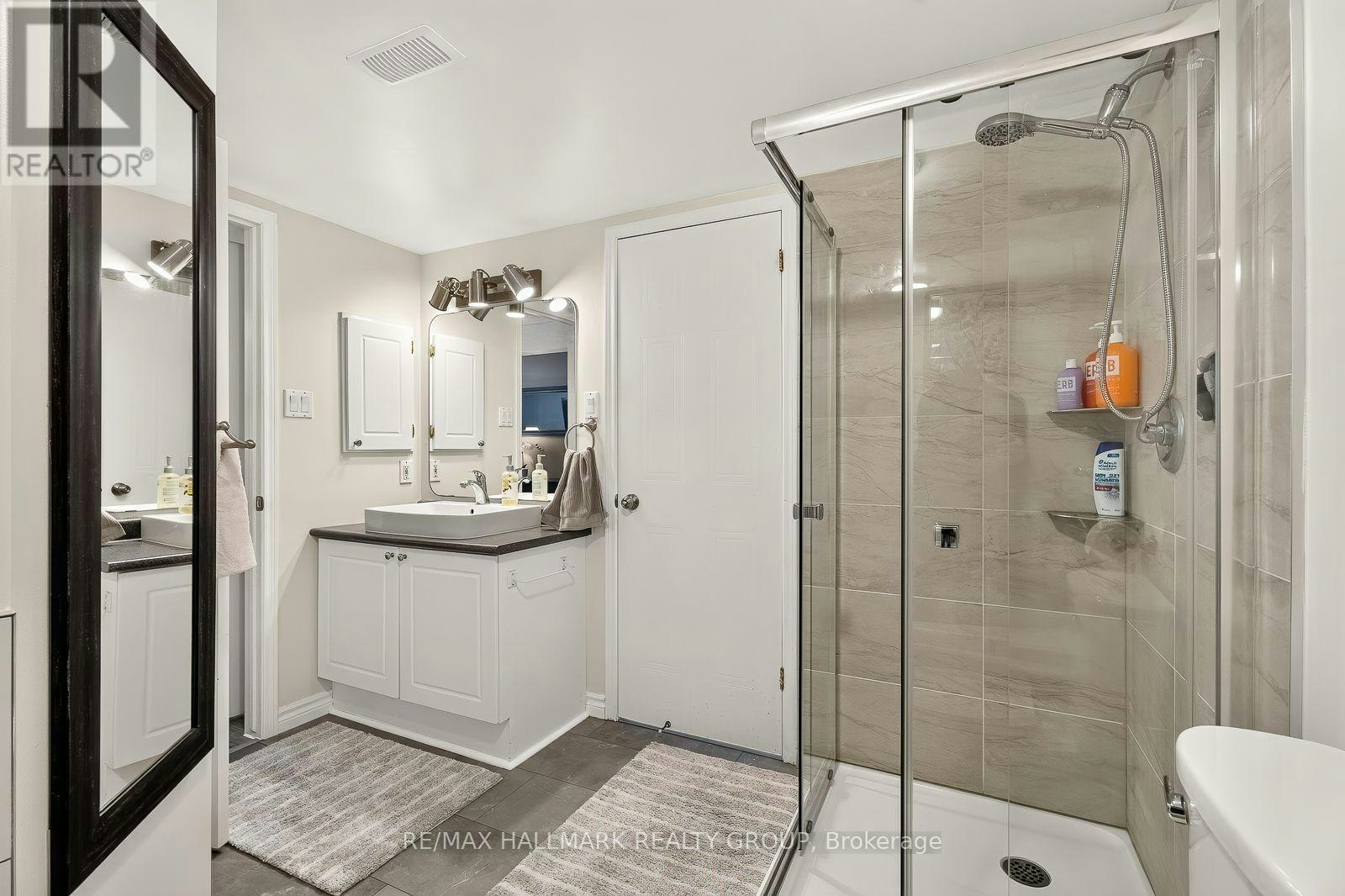 4437 Harper Avenue, Ottawa, ON, K1J 1C9 - 34