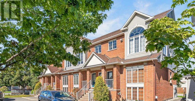 4437 Harper Avenue, Ottawa, ON, K1J 1C9