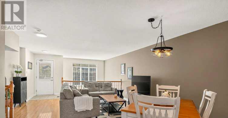 4437 Harper Avenue, Ottawa, ON, K1J 1C9 - 15