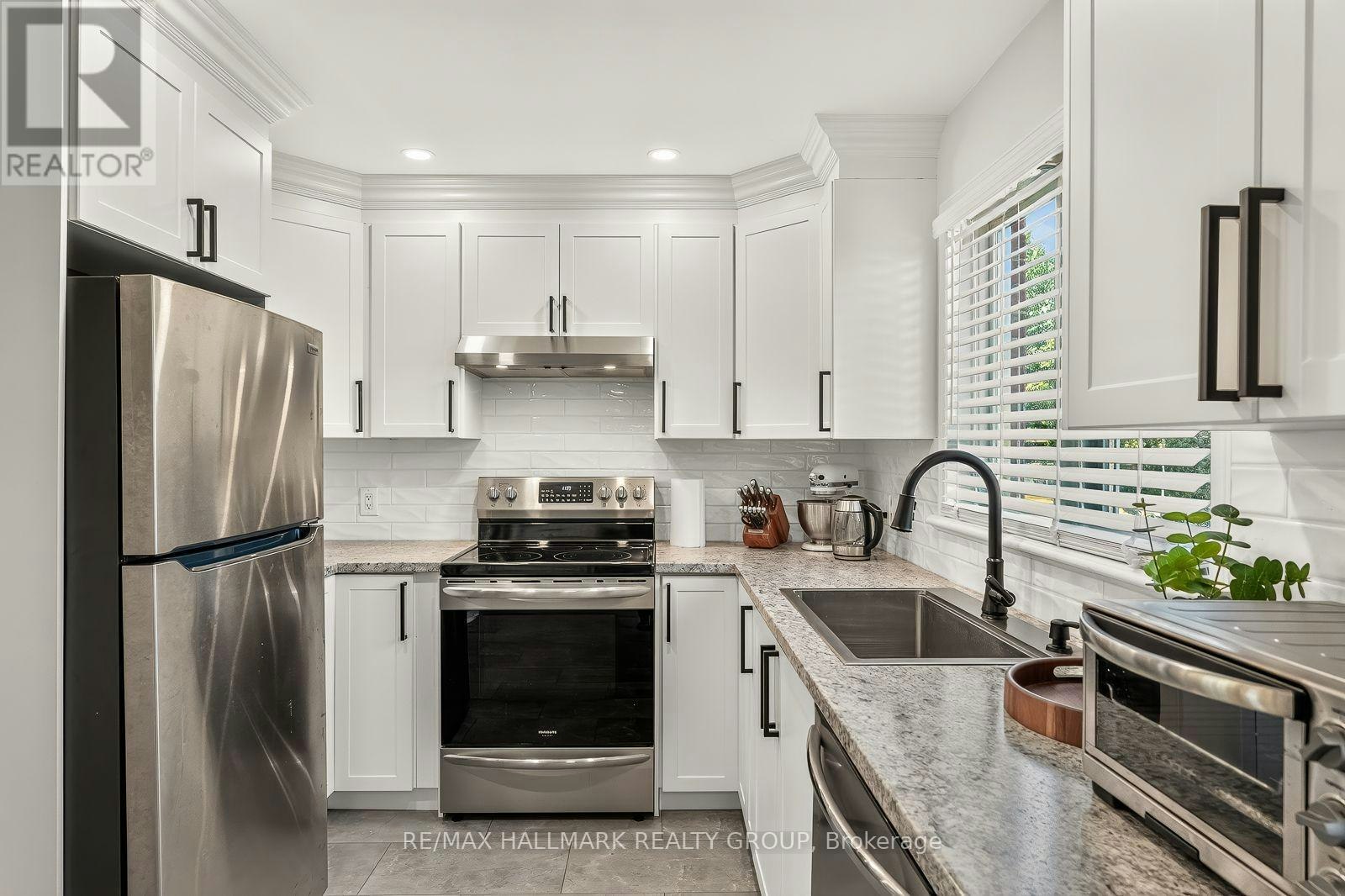 4437 Harper Avenue, Ottawa, ON, K1J 1C9 - 18