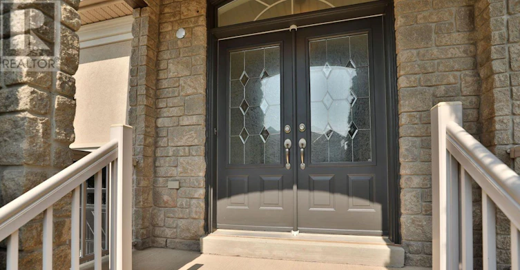 1267 Jezero Crescent, Oakville, ON, L6H 0B5 - 2