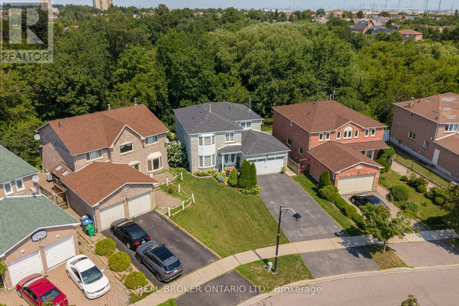 60 Ravenswood Drive, Brampton, ON, L6Y 3Z4