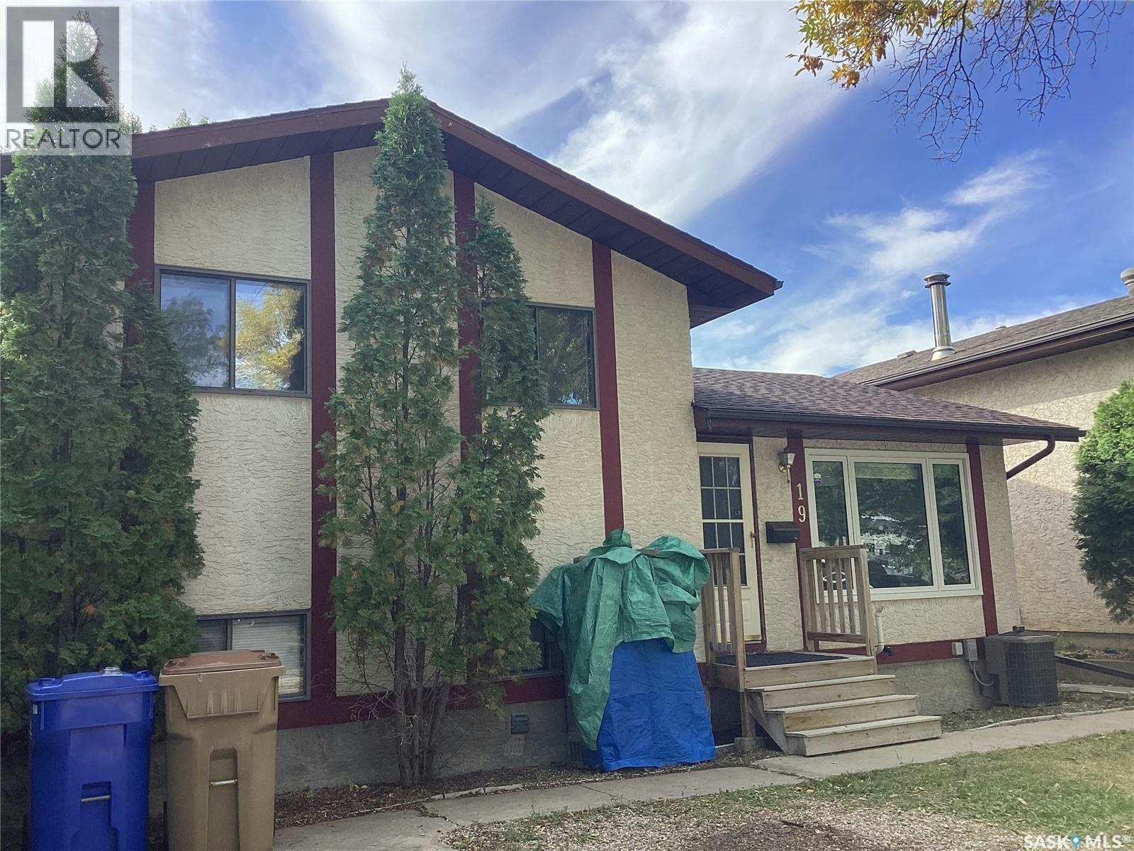 19 Newstead Avenue, Regina, SK, S4X 1H1