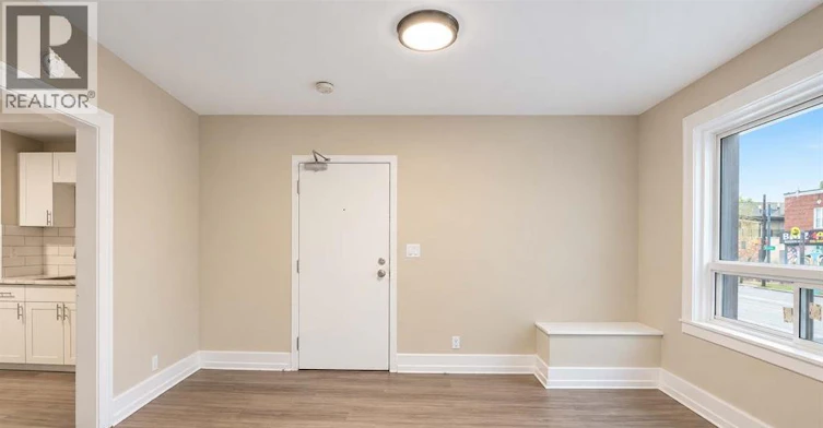3-1286 Parent Avenue, Windsor, ON, N8X 4J2 - 2