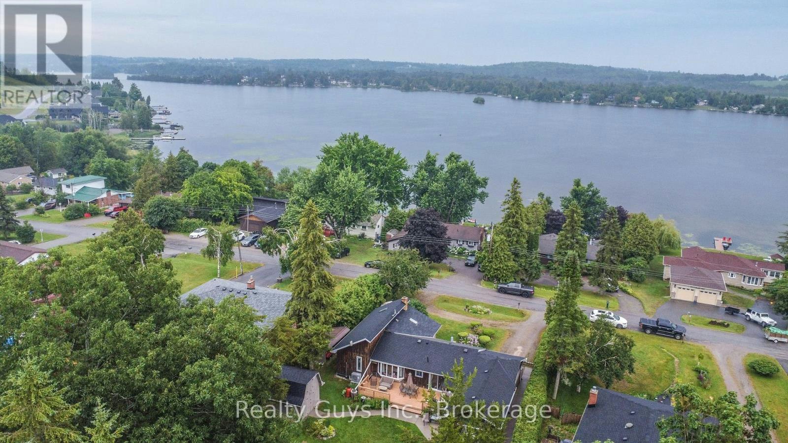 126 Lakeside Drive, Smith-Ennismore-Lakefield, ON, K0L 1T0