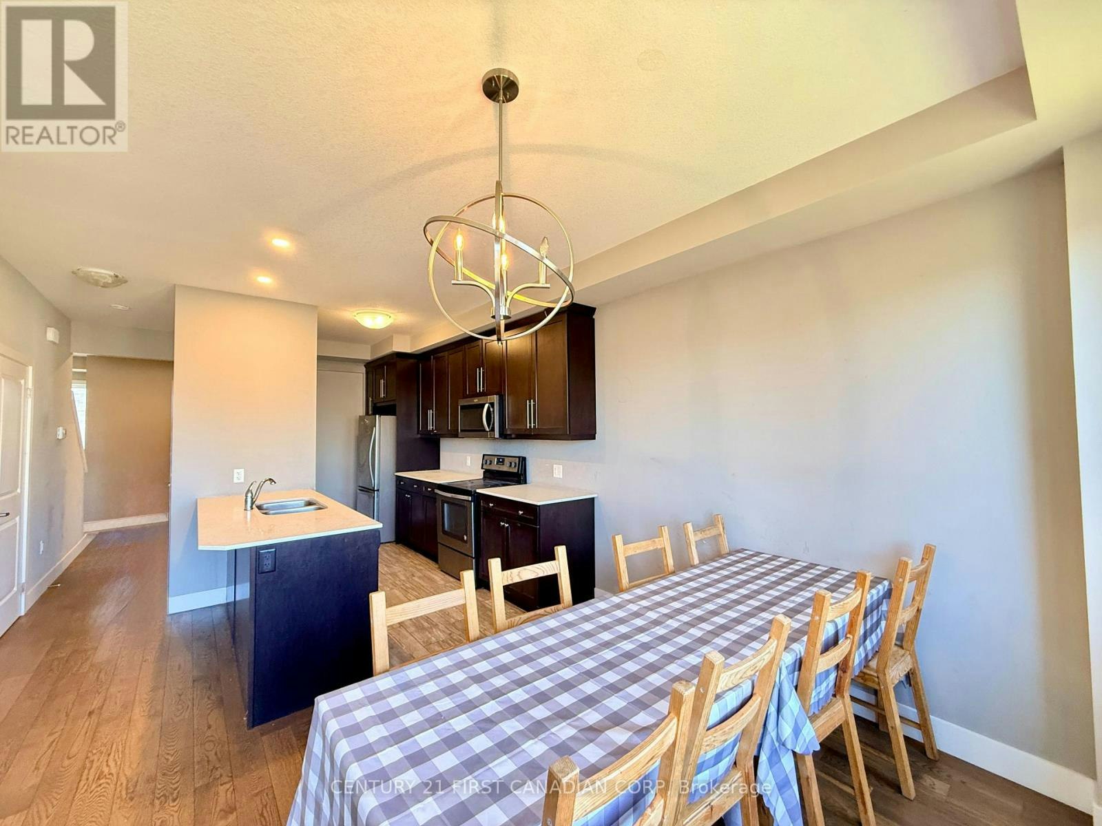 208-1960 Dalmagarry Road, London, ON, N6G 0T8 - 5