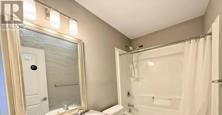 208-1960 Dalmagarry Road, London, ON, N6G 0T8 - 17