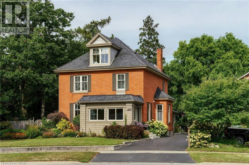 627 Maple Avenue, Burlington, ON, L7S 1M7