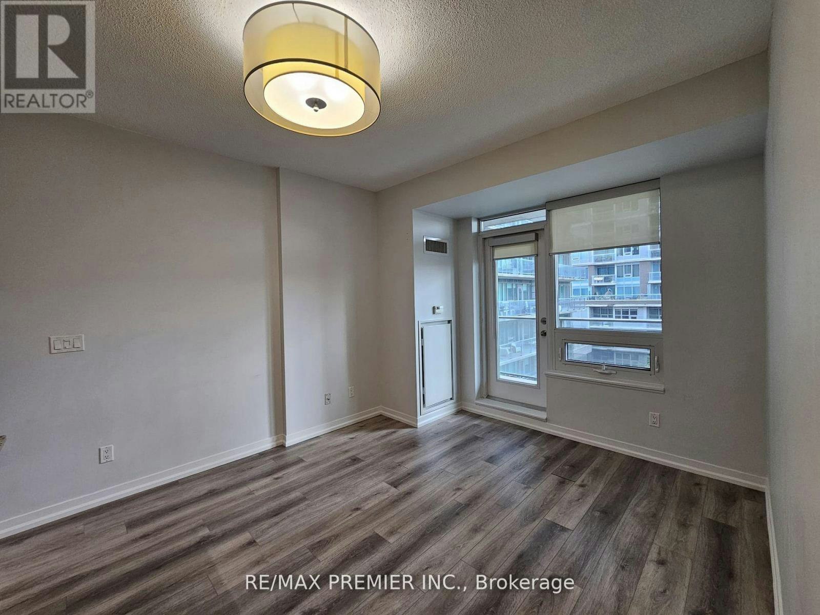 521-55 Liberty Street EAST, Toronto, ON, M6K 3P9 - 9