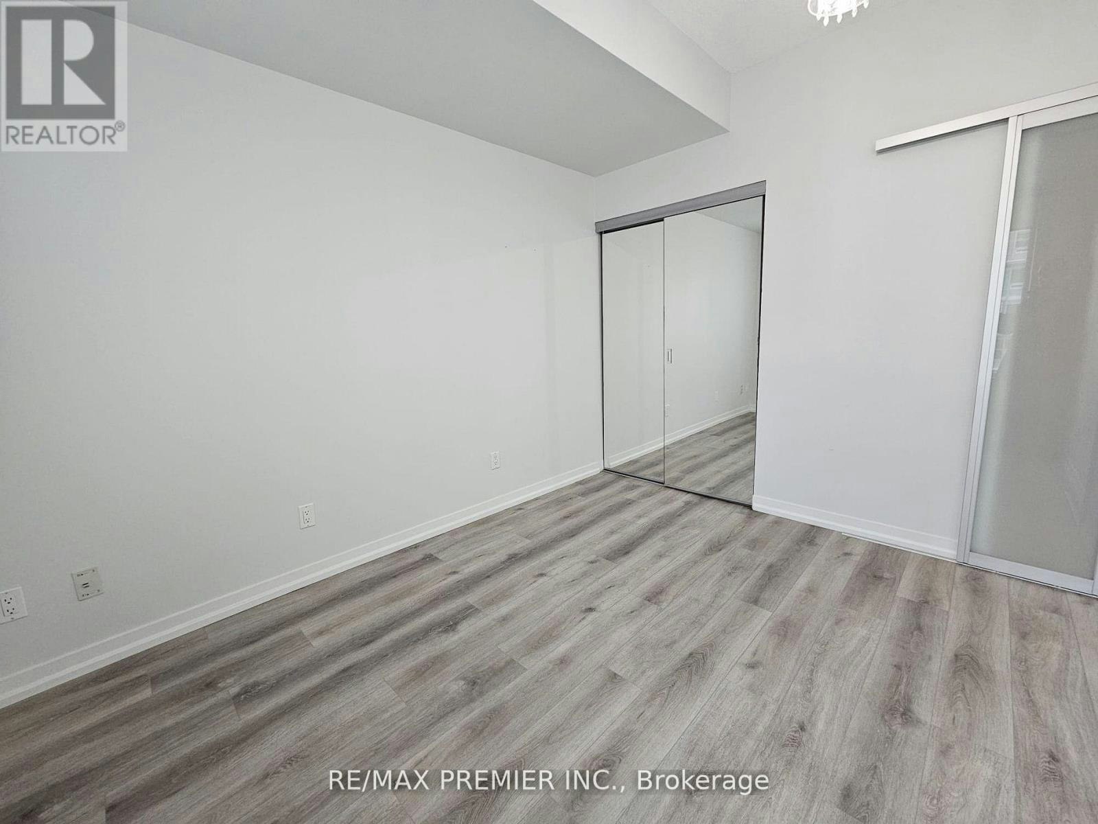 521-55 Liberty Street EAST, Toronto, ON, M6K 3P9 - 12
