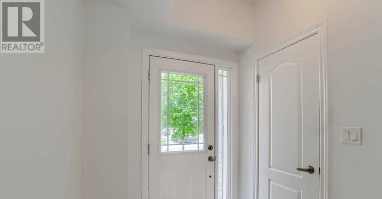 11 Waterstone Way, Whitby, ON, L1N 0M3 - 3