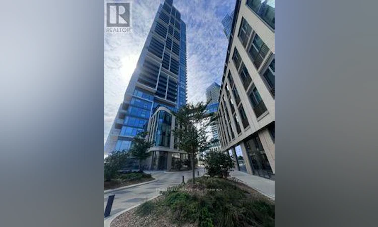 702-7890 Jane Street W