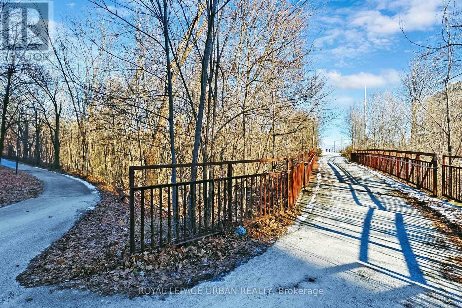 1108-204 Burnhamthorpe Road E, Mississauga, ON, L5A 4L4 - 40