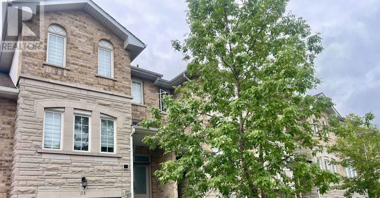 31 Shining Star Crescent, Toronto, ON, M6M 5L6 - 2