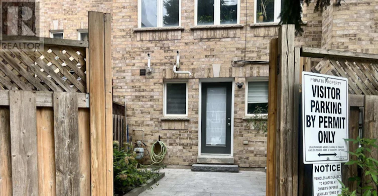 31 Shining Star Crescent, Toronto, ON, M6M 5L6 - 16