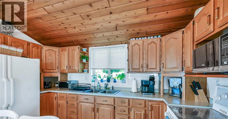 61 Horseshoe Bay Road, Cayuga, ON, N1A 2W8 - 8