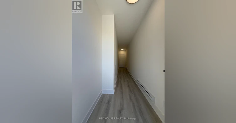 208 Ellis Avenue, St. Catharines, ON, L2P 0H2 - 2