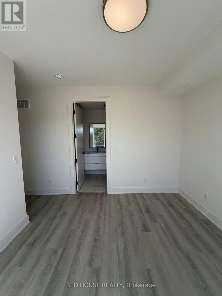 208 Ellis Avenue, St. Catharines, ON, L2P 0H2 - 28