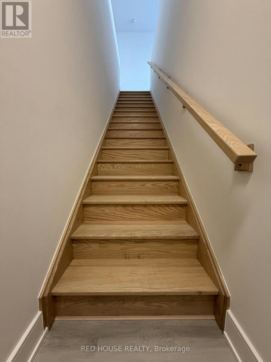 208 Ellis Avenue, St. Catharines, ON, L2P 0H2 - 14