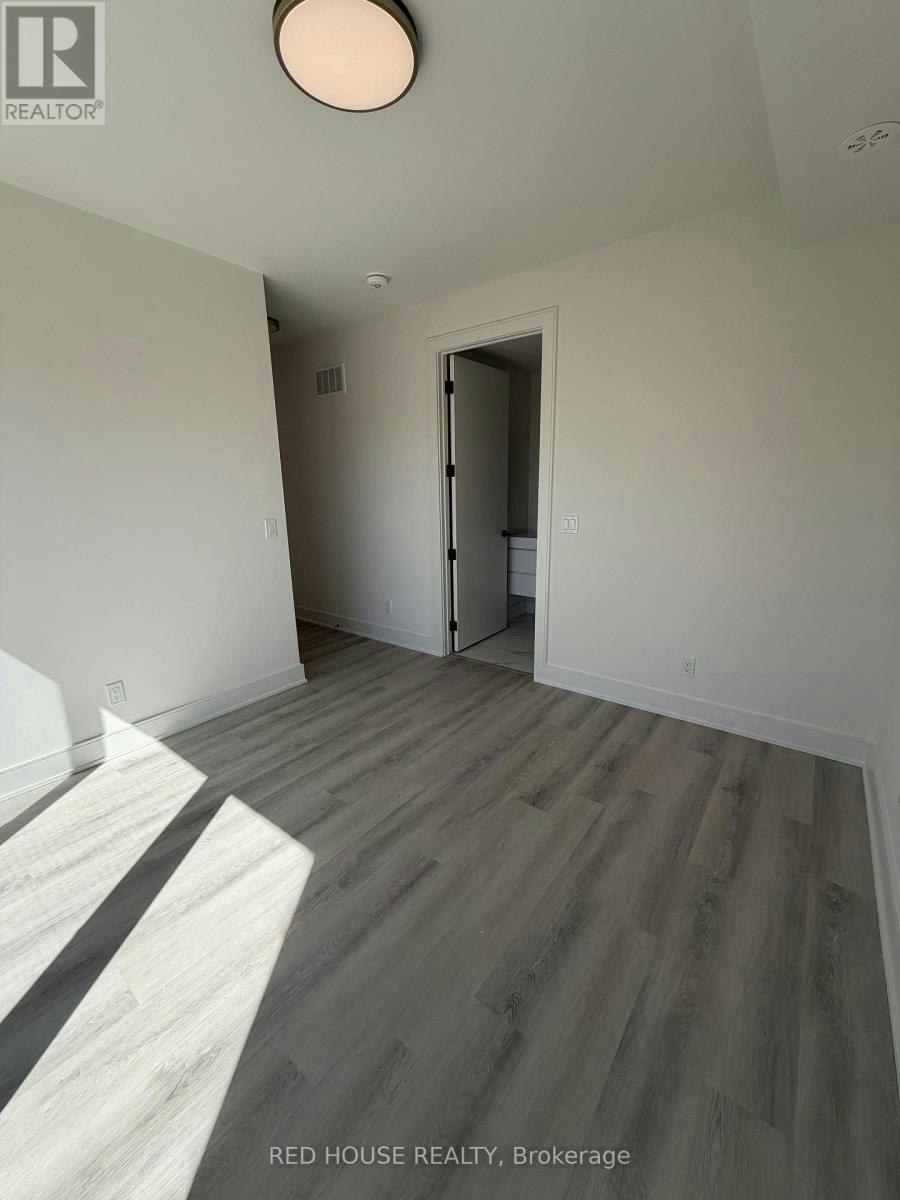 208 Ellis Avenue, St. Catharines, ON, L2P 0H2 - 31