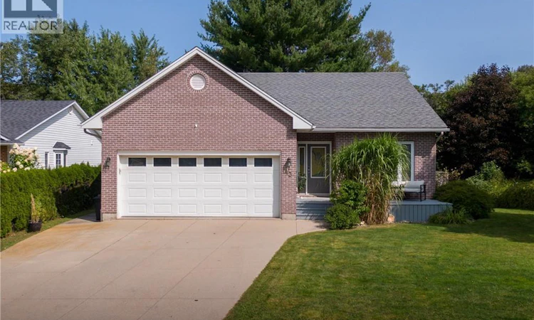 43 Ridgewell Place