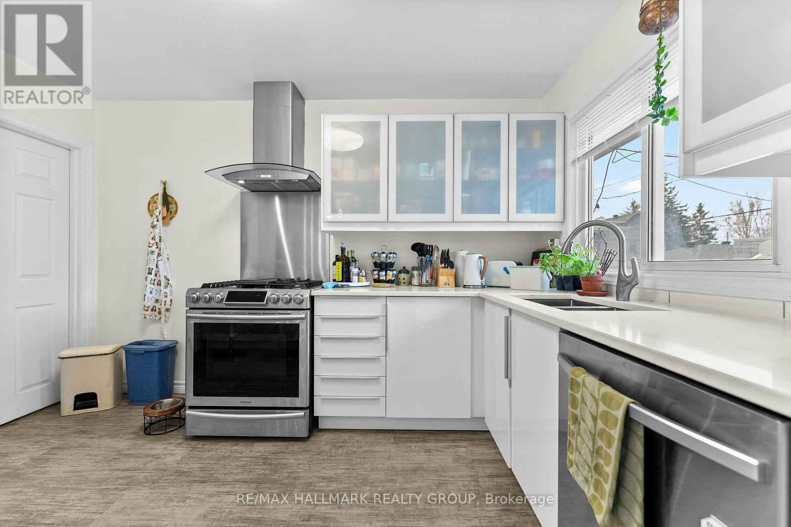 1318 Q Avenue, Ottawa, ON, K1G 0B6 - 8